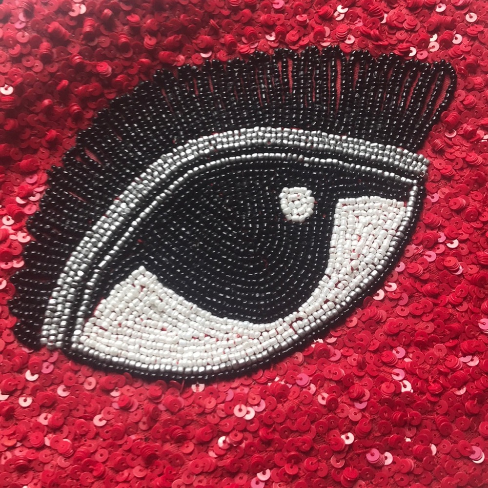 Red Eye Pouch - Picture 2 of 5